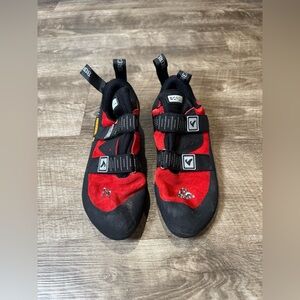 Boreal Joker Plus Velcro Climbing Shoes size 9